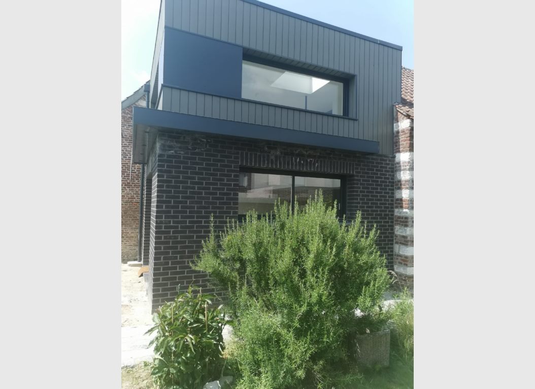 EXTENSION EN BRIQUES ET OSSATURE BOIS A TOUFFLERS (NORD)-07